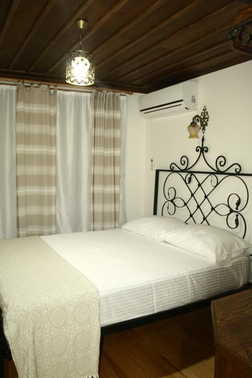 Tirilye Evi Otel Zeytinbagi Екстериор снимка